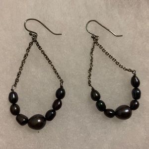 Black Pearl drop earrings